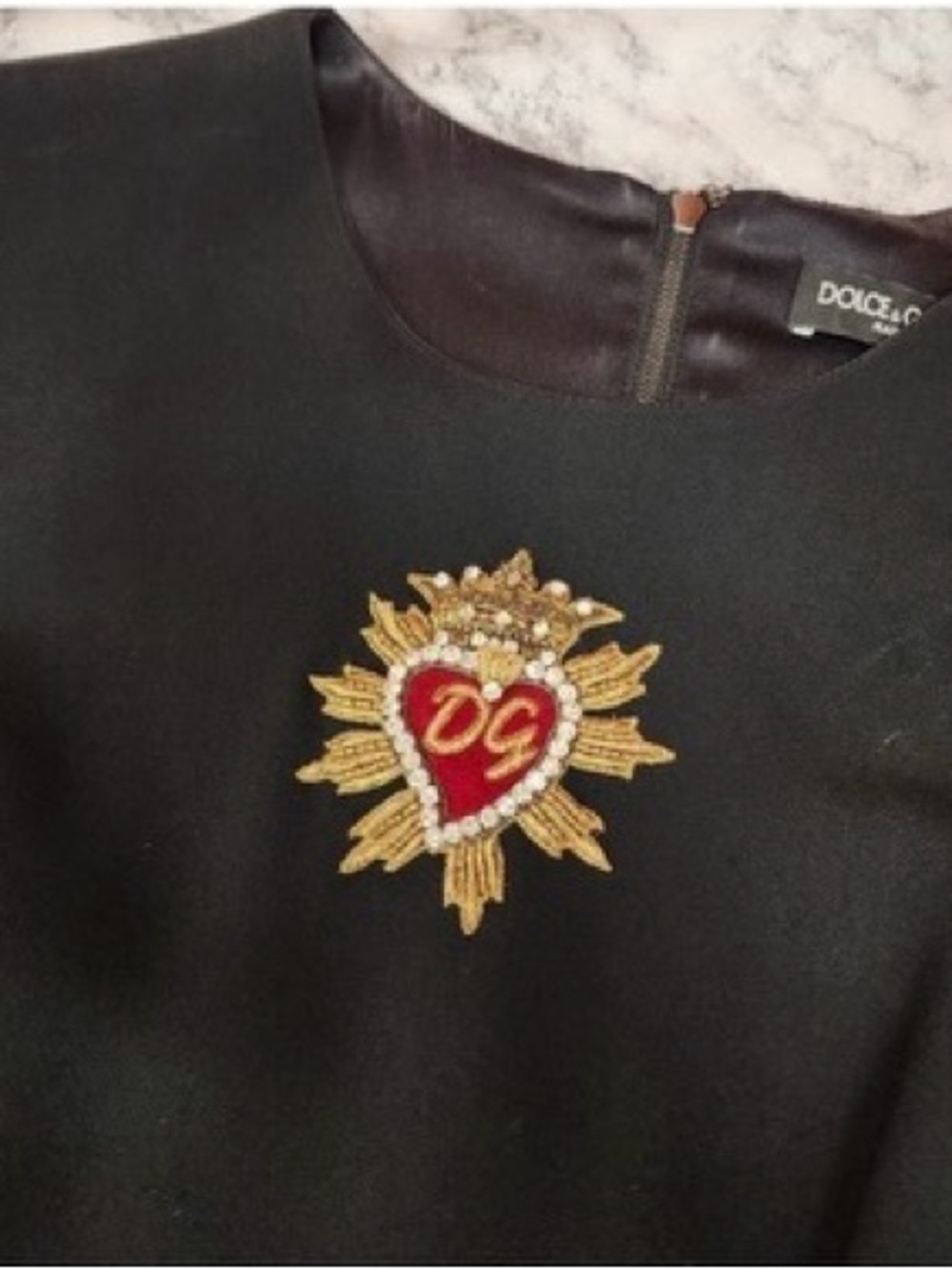 Dolce & Gabbana Black Embroidered Heart Crest size 44 - Picture 3 of 5